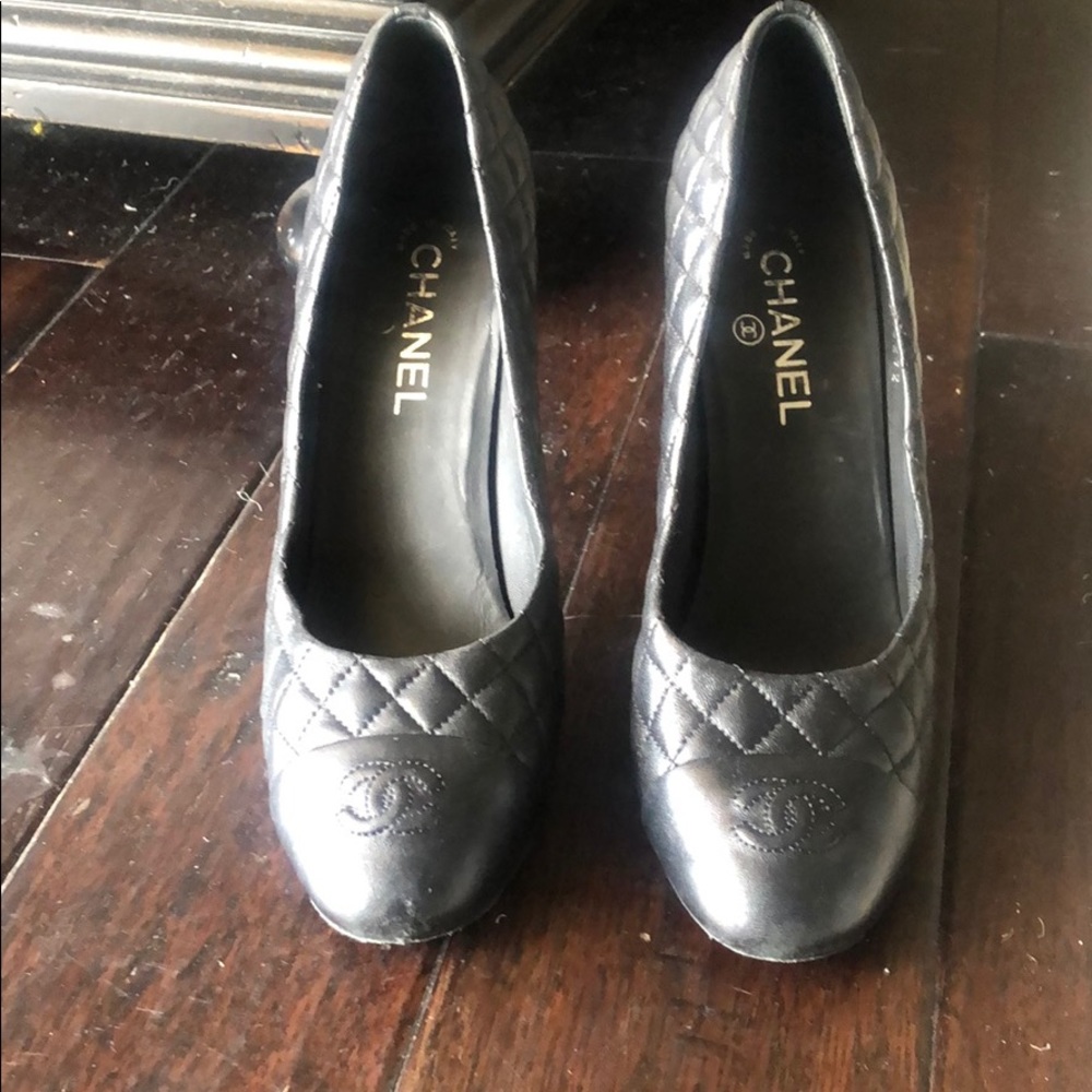 Chanel Pumps - Picture 8 of 10